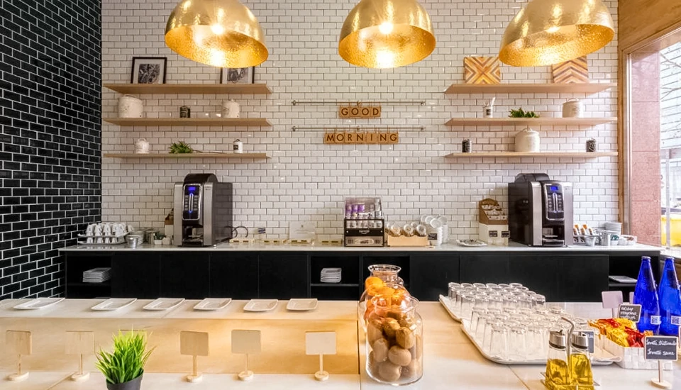 هتل هالیدی این تفلیس